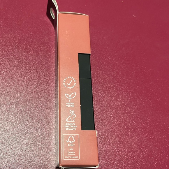 BNIB E.L.F ‘O Face Satin Lipstick’ in shade ‘standing ovation’ - Picture 4 of 5
